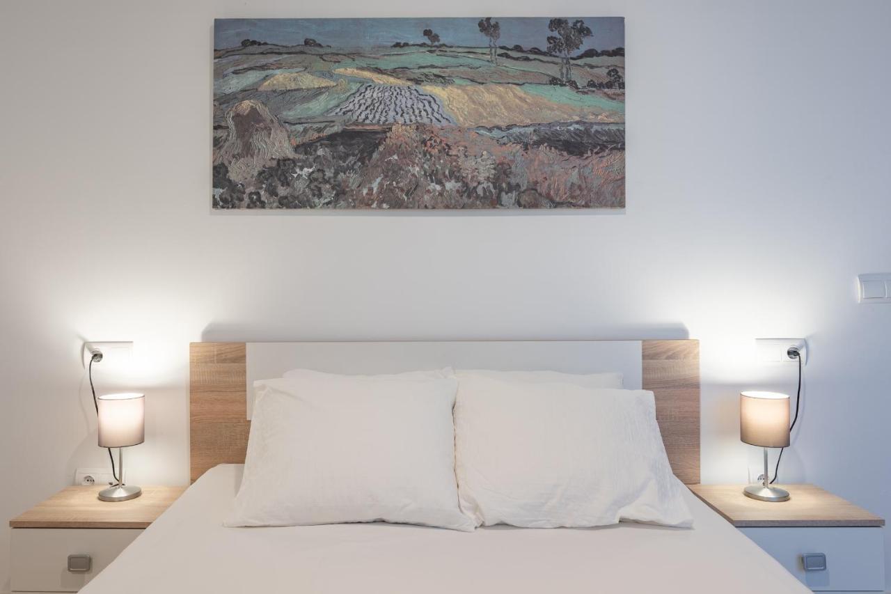 Dona Elvira Parras Apartment Malaga Exterior photo
